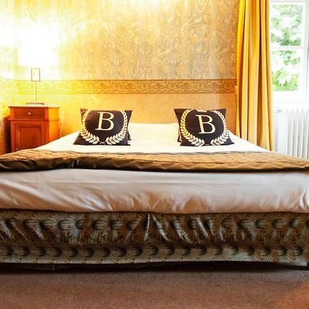 Hotel Le Baron Crémieu Eksteriør billede