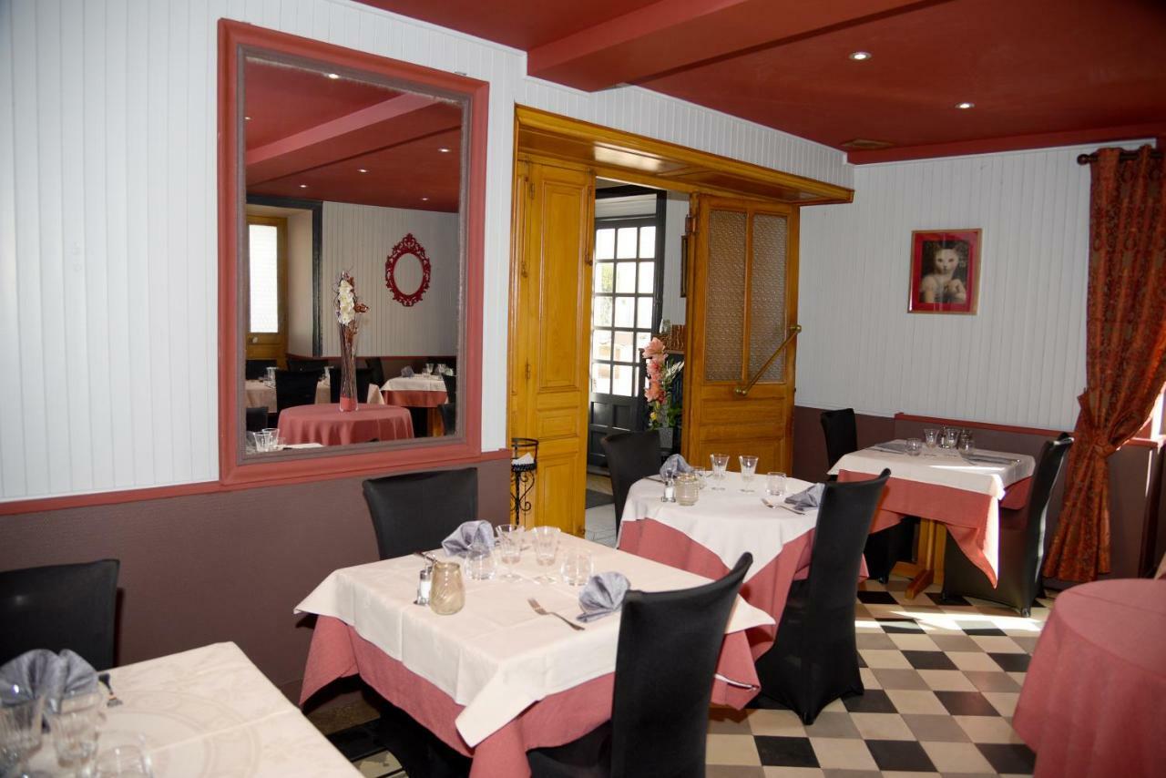 Hotel Le Baron Crémieu Eksteriør billede